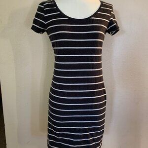 H&M Basic women's S casual short sleeve black white striped cotton dress